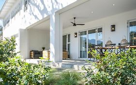 Collection Luxury Accommodation - 7 On Murray 2 En-Suite Bedroom Apartments